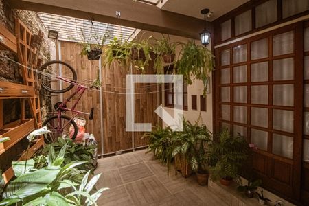 Casa à venda com 175m², 3 quartos e 2 vagasQuintal