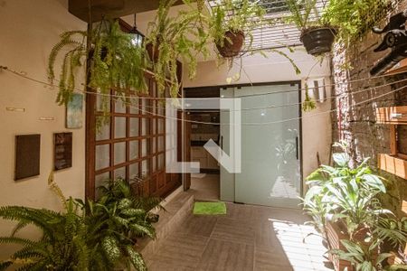 Casa à venda com 175m², 3 quartos e 2 vagasQuintal