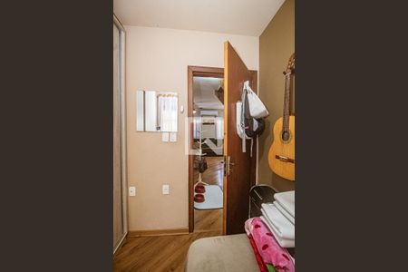 Casa à venda com 175m², 3 quartos e 2 vagasQuarto