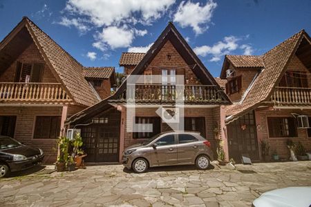 Casa à venda com 175m², 3 quartos e 2 vagasFachada