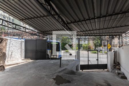 Garagem de casa para alugar com 2 quartos, 70m² em São Francisco Xavier, Rio de Janeiro