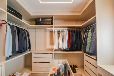 Apartamento à venda com 345m², 3 quartos e 6 vagasCloset da suíte 2