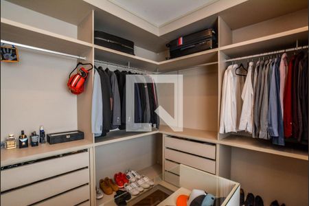 Apartamento à venda com 345m², 3 quartos e 6 vagasCloset da suíte 2