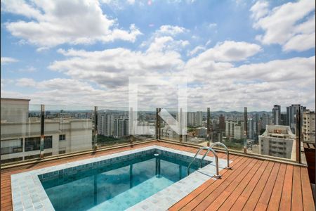 Apartamento à venda com 345m², 3 quartos e 6 vagasPiscina