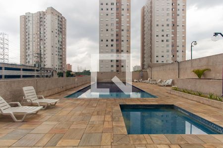 Apartamento à venda com 42m², 1 quarto e 1 vaga Apartamento à venda com 42m², 1 quarto e 1 vagaÁrea comum - Piscina