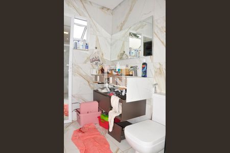 Casa para alugar com 300m², 3 quartos e 2 vagas Casa para alugar com 300m², 3 quartos e 2 vagasSuíte