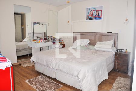 Quarto 01 com Suíte e Closet de casa para alugar com 3 quartos, 300m² em Vila America, São Paulo