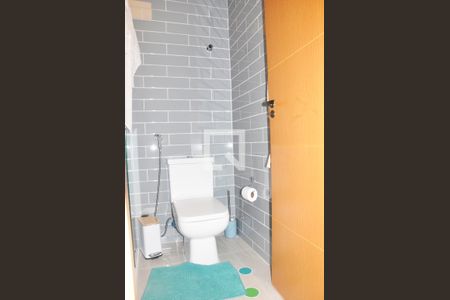 Casa para alugar com 300m², 3 quartos e 2 vagas Casa para alugar com 300m², 3 quartos e 2 vagas Banheiro Social Quartos