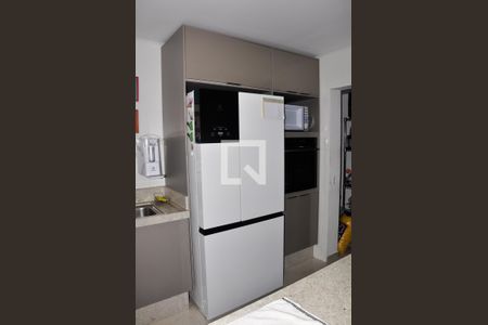 Casa para alugar com 300m², 3 quartos e 2 vagas Casa para alugar com 300m², 3 quartos e 2 vagasCozinha Americana