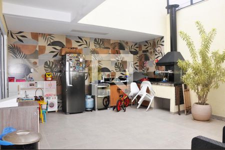 Casa para alugar com 300m², 3 quartos e 2 vagas Casa para alugar com 300m², 3 quartos e 2 vagasQuintal com Churrasqueira