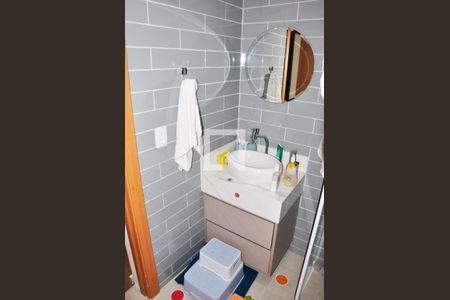 Casa para alugar com 300m², 3 quartos e 2 vagas Casa para alugar com 300m², 3 quartos e 2 vagas Banheiro Social Quartos