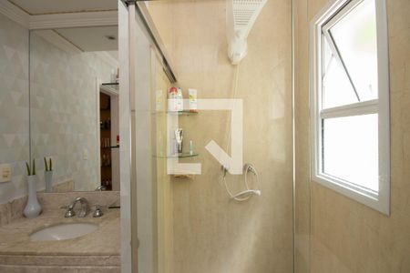 Casa para alugar com 400m², 5 quartos e 8 vagas Casa para alugar com 400m², 5 quartos e 8 vagasBanheiro da Suíte 1