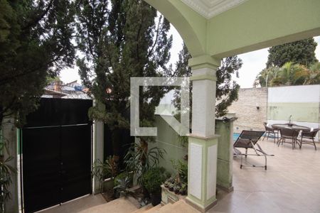 Casa para alugar com 400m², 5 quartos e 8 vagas Casa para alugar com 400m², 5 quartos e 8 vagasHall de entrada