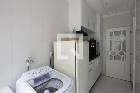 Casa para alugar com 400m², 5 quartos e 8 vagas Casa para alugar com 400m², 5 quartos e 8 vagasÁrea de Serviço