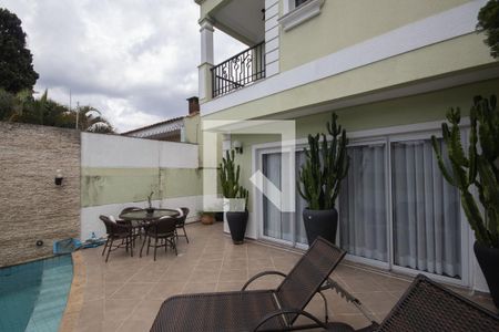 Casa para alugar com 400m², 5 quartos e 8 vagas Casa para alugar com 400m², 5 quartos e 8 vagasPiscina