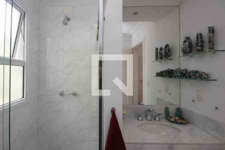 Casa para alugar com 400m², 5 quartos e 8 vagas Casa para alugar com 400m², 5 quartos e 8 vagasBanheiro da Suíte 2