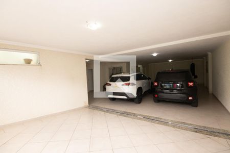 Casa para alugar com 400m², 5 quartos e 8 vagas Casa para alugar com 400m², 5 quartos e 8 vagasGaragem