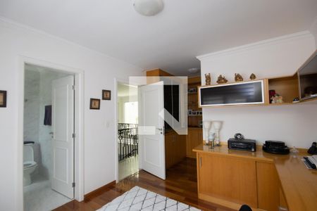 Casa para alugar com 400m², 5 quartos e 8 vagas Casa para alugar com 400m², 5 quartos e 8 vagasSuite 3