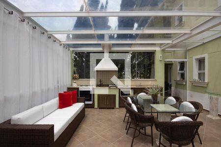 Casa para alugar com 400m², 5 quartos e 8 vagas Casa para alugar com 400m², 5 quartos e 8 vagasChurrasqueira