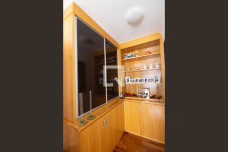 Casa para alugar com 400m², 5 quartos e 8 vagas Casa para alugar com 400m², 5 quartos e 8 vagasSuite 3