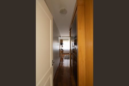 Casa para alugar com 400m², 5 quartos e 8 vagas Casa para alugar com 400m², 5 quartos e 8 vagasSuite 1