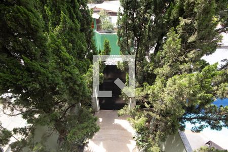 Casa para alugar com 400m², 5 quartos e 8 vagas Casa para alugar com 400m², 5 quartos e 8 vagasVaranda