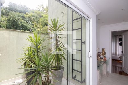 Casa para alugar com 400m², 5 quartos e 8 vagas Casa para alugar com 400m², 5 quartos e 8 vagasSuite 1