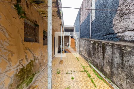 Casa à venda com 336m², 3 quartos e 2 vagasCorredor