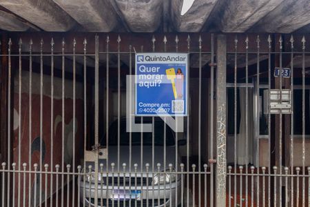 Casa à venda com 336m², 3 quartos e 2 vagasPlaquinha Instalada