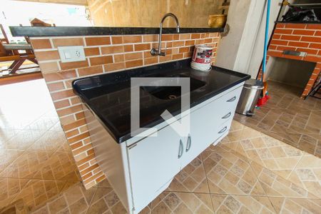 Casa à venda com 125m², 3 quartos e 2 vagas Casa à venda com 125m², 3 quartos e 2 vagasTerraço