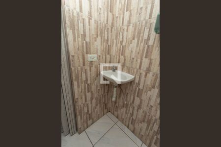 Casa para alugar com 100m², 1 quarto e sem vaga Casa para alugar com 100m², 1 quarto e sem vagaTérreo - Garagem / Salão - Banheiro 1