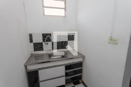 Casa para alugar com 100m², 1 quarto e sem vaga Casa para alugar com 100m², 1 quarto e sem vagaTérreo - Garagem / Salão - Cozinha