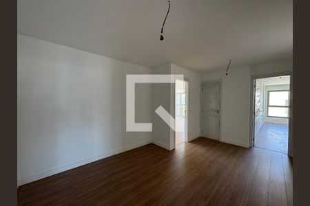 Apartamento à venda com 372m², 4 quartos e 4 vagas Apartamento à venda com 372m², 4 quartos e 4 vagasHall Íntimo