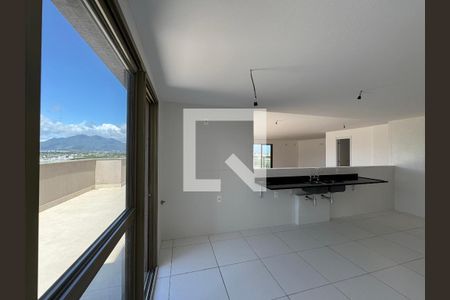Apartamento à venda com 372m², 4 quartos e 4 vagas Apartamento à venda com 372m², 4 quartos e 4 vagasCozinha
