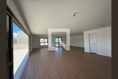 Apartamento à venda com 372m², 4 quartos e 4 vagas Apartamento à venda com 372m², 4 quartos e 4 vagasSala