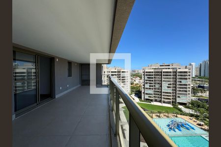 Apartamento à venda com 372m², 4 quartos e 4 vagas Apartamento à venda com 372m², 4 quartos e 4 vagasVaranda Suítes 2 e 3