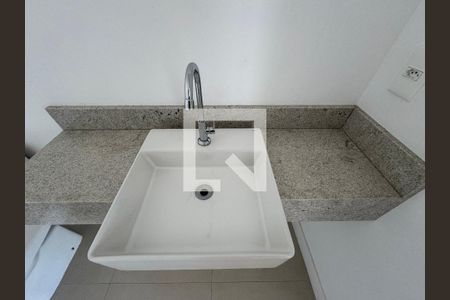 Apartamento à venda com 372m², 4 quartos e 4 vagas Apartamento à venda com 372m², 4 quartos e 4 vagasLavabo