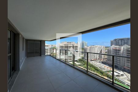 Apartamento à venda com 372m², 4 quartos e 4 vagas Apartamento à venda com 372m², 4 quartos e 4 vagasVaranda Suítes 2 e 3