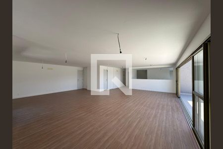 Apartamento à venda com 372m², 4 quartos e 4 vagas Apartamento à venda com 372m², 4 quartos e 4 vagasSala