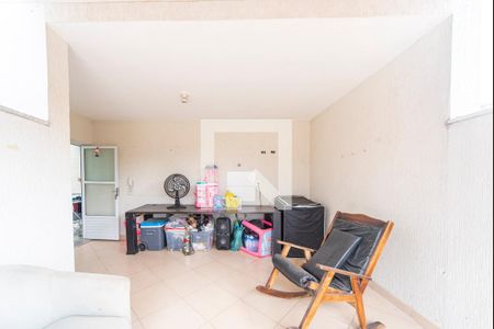 Apartamento à venda com 100m², 2 quartos e 1 vaga Apartamento à venda com 100m², 2 quartos e 1 vagaCobertura e Área de Serviço