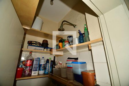 Apartamento à venda com 90m², 2 quartos e sem vagaBanheiro de serviço