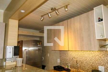 Casa à venda com 280m², 4 quartos e 4 vagas Casa à venda com 280m², 4 quartos e 4 vagasCozinha