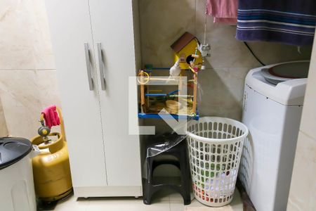 Casa à venda com 280m², 4 quartos e 4 vagas Casa à venda com 280m², 4 quartos e 4 vagasÁrea de Serviço