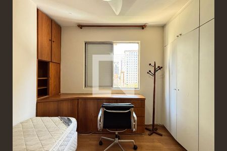 Quarto 2 de apartamento para alugar com 3 quartos, 85m² em Vila Olímpia, São Paulo