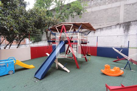 Apartamento à venda com 69m², 3 quartos e 2 vagasÁrea comum - Playground