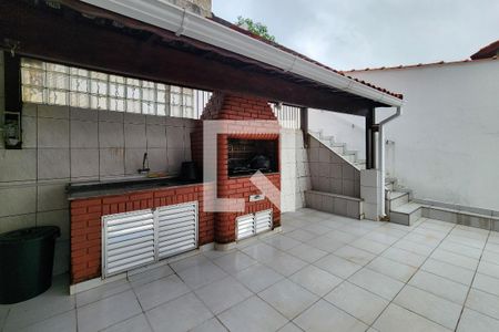 Casa à venda com 250m², 2 quartos e 2 vagasÁrea 