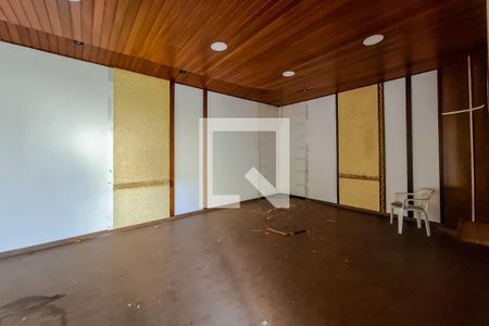 Casa à venda com 559m², 8 quartos e 4 vagasQuarto 11