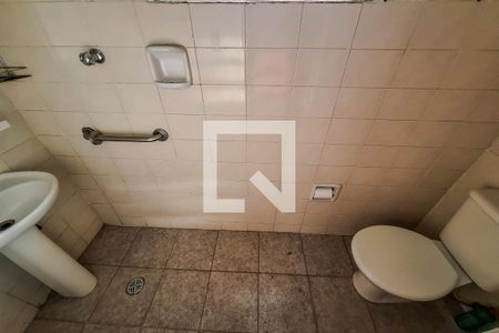 Casa à venda com 559m², 8 quartos e 4 vagasBanheiro 1