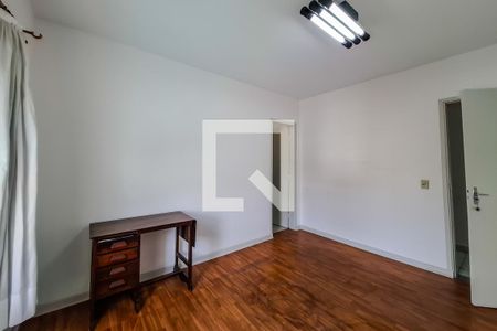 Casa à venda com 559m², 8 quartos e 4 vagasQuarto 7