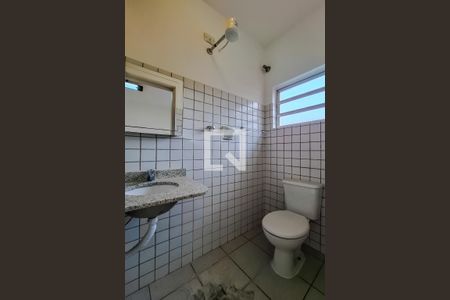 Casa à venda com 559m², 8 quartos e 4 vagasBanheiro 4